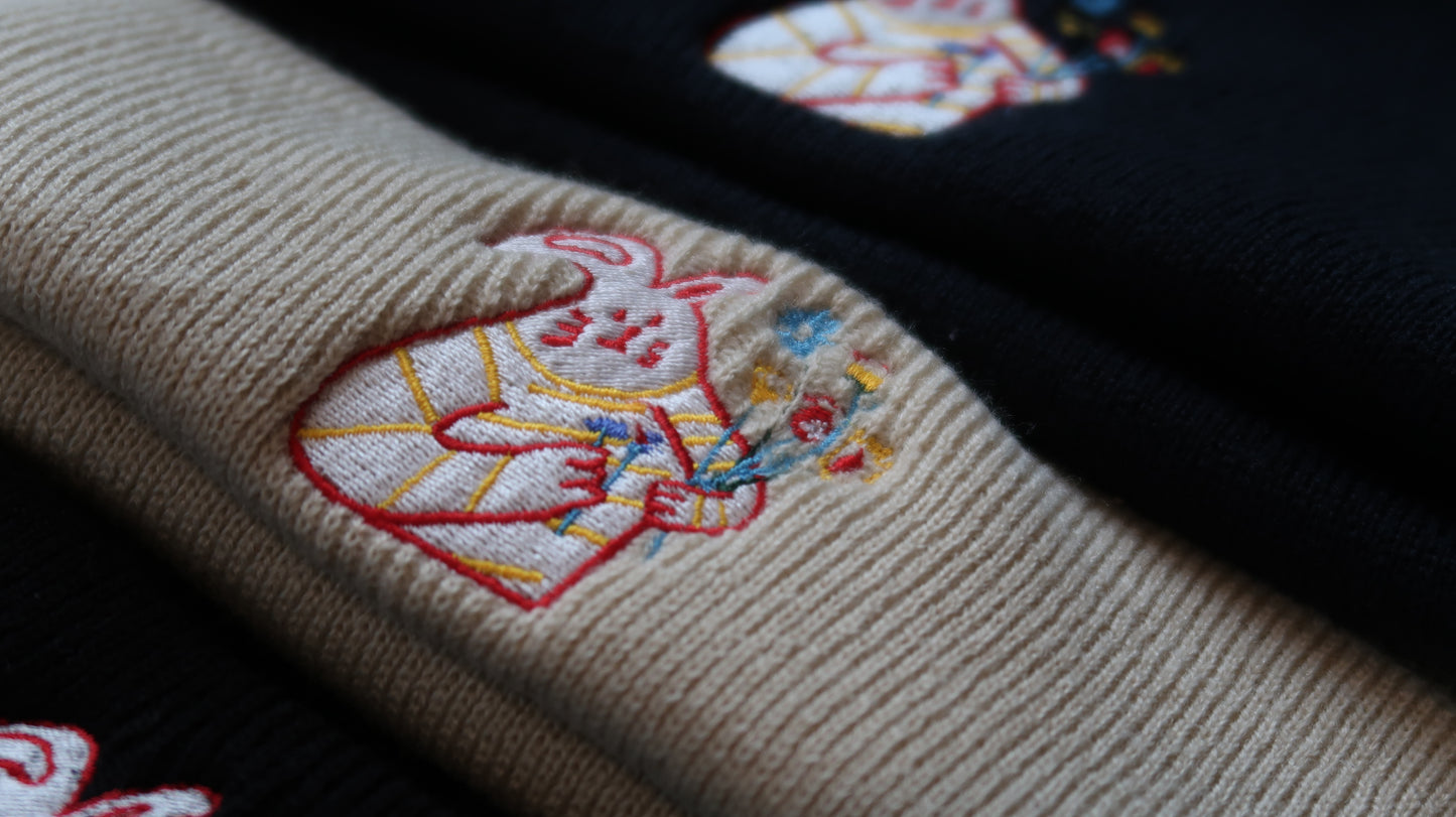 Beanie - Bunny sending you flowers